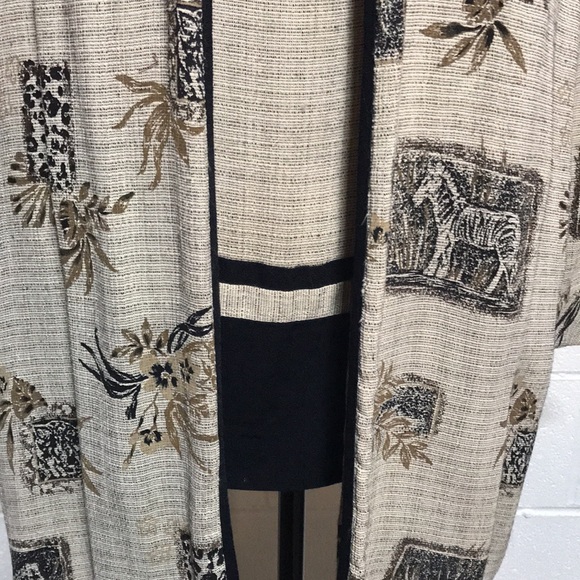 Liz Baker Animal Design 1pc Cardigan/Top - Picture 3 of 8